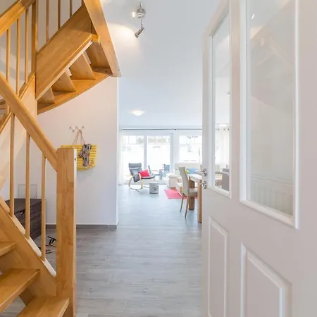 Haus Bugspriet Haegerende *