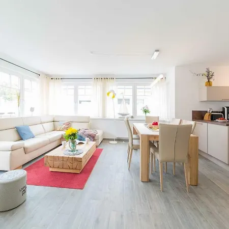 Haus Bugspriet Haegerende